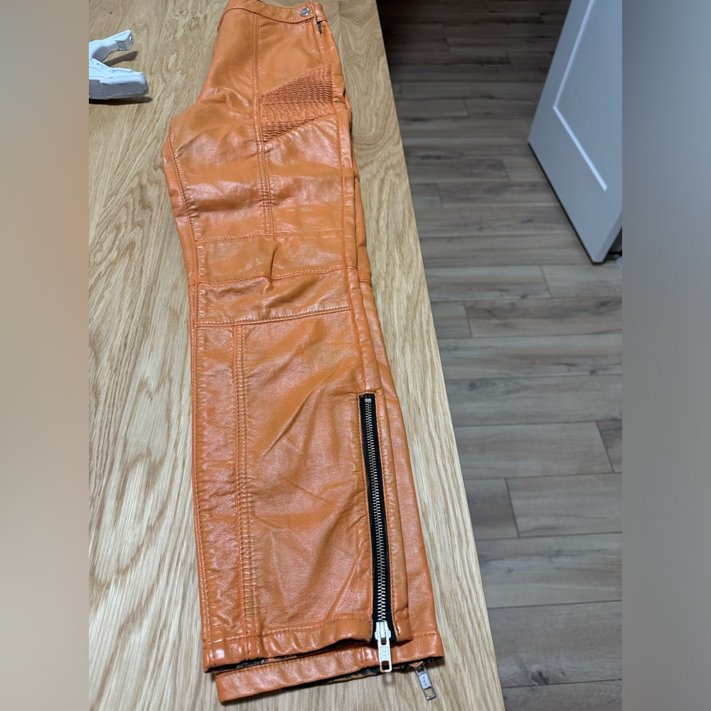 Hand Painted Star Wars Rebel Leggings